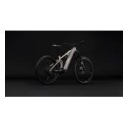 Cube Stereo Hybrid ONE77 HPC Race 800