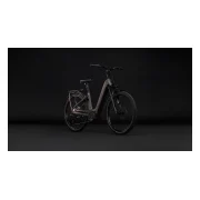 Cube Kathmandu Hybrid SLT 800